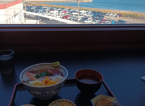 鳥羽の食堂 海誠: にゃんこ先生さんの2025年11月23日の2枚目の投稿写真