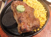 コースの1品の男前ステーキですが某ステーキ屋より食べ応えあり美味しかったです
