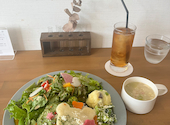 cafe&market くまと文鳥: あゆよしさんの2025年10月11日の3枚目の投稿写真