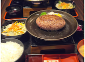 とろけるハンバーグ　福よし　六本木店: たつやさんの2025年06月の1枚目の投稿写真