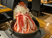炭火焼肉 にくなべ屋 神戸びいどろ 初台店: とみさんさんの2026年04月19日の1枚目の投稿写真