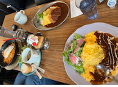 rokucafe ロクカフェ: まっちゃ大臣さんの2026年05月11日の1枚目の投稿写真