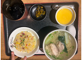 中華食堂居酒屋 わんちゃん　藤沢　飲み放題×北京ダック×窯焼き焼豚: akkoさんの2026年08月25日の1枚目の投稿写真
