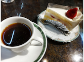 珈琲専門館伯爵 池袋東口店: Flat Whiteさんの2023年05月26日の3枚目の投稿写真