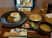 ゲンセンソザイ商店イスウ Poulet iSuu: マッサージ真っ盛りさんの2026年08月07日の1枚目の投稿写真