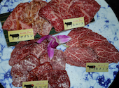 炭火焼肉・にくなべ屋 神戸びいどろ 大井町店    : kyaorinさんの2025年09月の1枚目の投稿写真