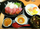 ローストビーフ丼