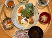 三津カフェ: リネンさんの2024年11月25日の1枚目の投稿写真