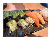 生ビール190円 マグロに本気の寿司酒場 まる辰 金山駅店: つばきさんの2026年04月24日の1枚目の投稿写真