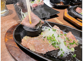 肉焼 ベンジャミン 博多 駅から三百歩横丁店: ひらりーさんの2025年01月18日の1枚目の投稿写真