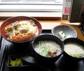 焼鳥 ハレツバメ 新宿アイランドタワー店: ハンカチ大路さんの2010年04月05日の1枚目の投稿写真