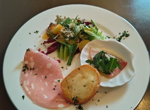 セソンローゼ イタリアワイン イタリア郷土料理: なしさんの2026年04月06日の1枚目の投稿写真