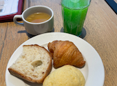 Head Quarters Cafe ヘッドクォーターズカフェ 成城店: でこつむじさんの2026年06月15日の1枚目の投稿写真