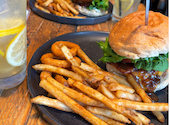 The JOHNSON BURGER ザ ジョンソンバーガー: ととろさんの2026年08月14日の1枚目の投稿写真