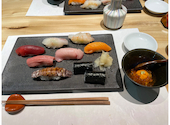 すし うおいち: しゅうらいさんの2024年06月02日の3枚目の投稿写真