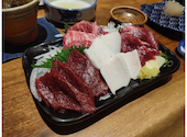 【大人の隠れ家】原価率50％超えの贅沢 馬肉専門 馬ちゃ(うまちゃ) 三軒茶屋 : 鹿さんさんの2024年02月の1枚目の投稿写真