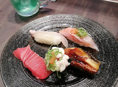 回転寿し 仁 あべのハルカスダイニング店: のりチャンさんの2022年03月14日の2枚目の投稿写真