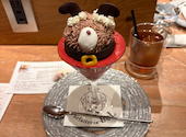 夜パフェ専門店パフェテリア ベル新宿三丁目店: かおるさんの2026年03月22日の1枚目の投稿写真