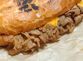 クラフトビールとキューバサンド　FOODIES DELI: シュウさんの2026年04月の1枚目の投稿写真