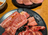 元町de焼肉 DOURAKU ドウラク: せりのすさんの2024年10月31日の1枚目の投稿写真