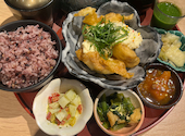 地下食堂 mogura: ヨシコさんの2026年04月30日の1枚目の投稿写真