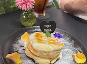 ティアラインローズ　フラワーアンドカフェ: Plus Ultraさんの2026年04月06日の1枚目の投稿写真