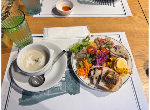 HOLLAND VILLAGE CAFE HIROSHIMA: キララさんの2025年11月08日の1枚目の投稿写真