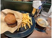 英國酒場Shake&Chips【ビアホール×東京駅】: チョイもモテないオヤジさんの2026年08月05日の1枚目の投稿写真