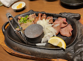 肉焼 ベンジャミン 博多 駅から三百歩横丁店: ミックスさんの2023年04月16日の3枚目の投稿写真