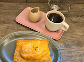 Le Cafe' des Trois Freres ル カフェデ トロワフレール: おかあさんさんの2026年05月09日の3枚目の投稿写真