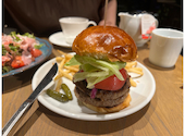 BLUE　BOOKS　cafe 京都（ブルーブックスカフェ京都）: のらねこさんの2025年09月の1枚目の投稿写真