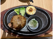 黒のハンバーグ PRODUCED by 和牛焼肉 LIEBE: さらみさんの2026年05月の1枚目の投稿写真