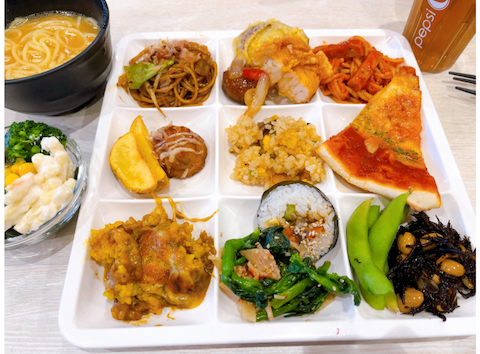 神戸クックワールドビュッフェ イオンタウン各務原鵜沼店: ひろちゃんさんの2025年11月06日の2枚目の投稿写真