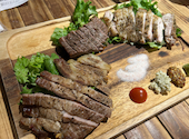 肉系居酒屋 肉十八番屋 五反田店: しもさんの2025年03月30日の1枚目の投稿写真