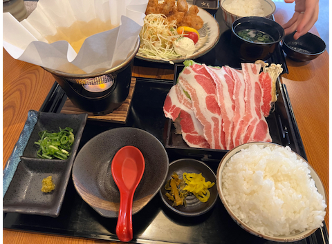 串揚げしゃぶしゃぶ 串の羽衣 大東四条畷店: ひろさんの2026年04月08日の1枚目の投稿写真