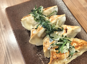 餃子酒場 肉汁とっつぁん 新宿中央店: ボトムアッパーさんの2026年05月22日の2枚目の投稿写真