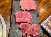 赤身焼肉のカリスマ　牛恋 新宿店: さかちゅさんの2026年05月の1枚目の投稿写真