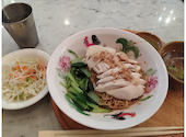 シンガポール海南鶏飯 汐留シティセンター店: TOKUにゃんさんの2026年08月23日の1枚目の投稿写真