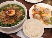羽根つき焼小龍包 鼎's Din's ディンズ 堺筋本町店: そこそこゴルファーさんの2026年09月01日の2枚目の投稿写真