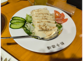 餃子酒場 新橋本店: ひざかたとしぞうさんの2026年04月26日の1枚目の投稿写真