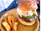 burger&guzzery GRILLB's: おまめさんの2023年10月の1枚目の投稿写真