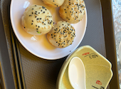 李記 焼き小籠包専門店: JALCARDさんの2026年07月19日の1枚目の投稿写真
