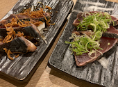 彩り野菜巻き串×雪崩ユッケ肉寿司　純情酒場ロマンス: 覡さんの2025年08月の1枚目の投稿写真