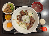 産地直送 馬刺しとレバー 肉もつ屋 神坊 神保町: ひろくんさんの2025年07月の1枚目の投稿写真
