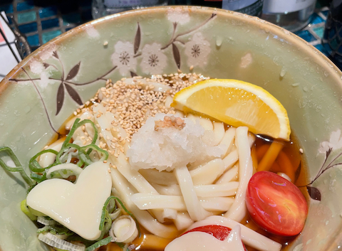 オイスターバー 渚のうどん 明るく楽しく: ぴーちゃんさんの2024年10月07日の1枚目の投稿写真