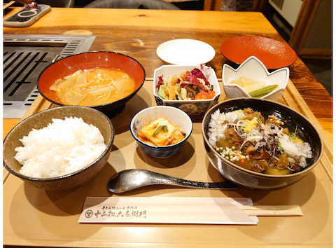 牛とろ焼しゃぶ専門店 十二松六左衛門(焼肉・ホルモン)の口コミ
