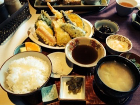 茶寮 三日月とうさぎ カフェ スイーツ の口コミ 何を食べてもお腹いっぱい ホットペッパーグルメ