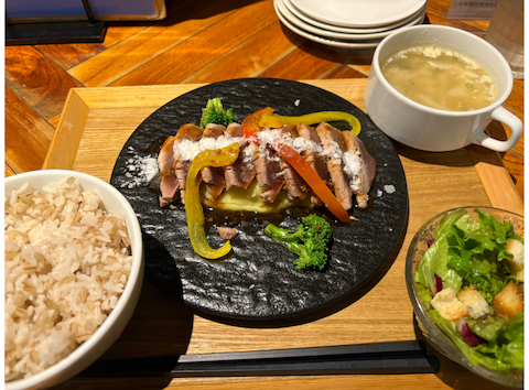 Seafood bar Ermitage エルミタージュ 横浜鶴屋町店: ピロさんの2026年09月10日の1枚目の投稿写真