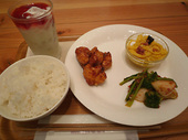 Cafe & Meal MUJI 新宿: ゆみさんの2009年05月05日の2枚目の投稿写真
