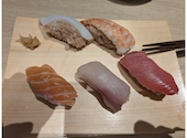 鮨と酒日和 ととうお 横浜西口店: ひろともさんの2026年05月01日の1枚目の投稿写真